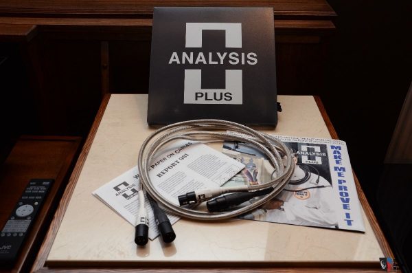 1260508-analysis-plus-silver-oval-interconnect-balanced-15m