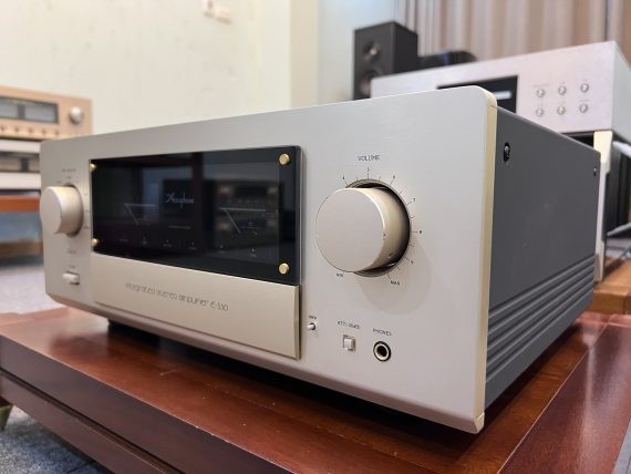 3298988be40d3d53641c