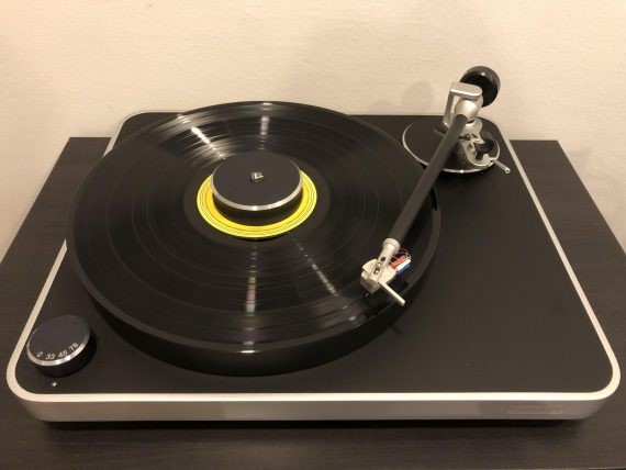 clearaudio_concept_tp053_mm_turntable_with_original_dust_cover_and_record_clamp_1564846813_30248df6_progressive