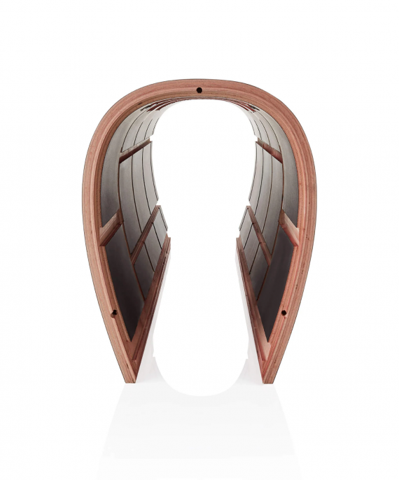 bowersandwilkins_804d4_reverse